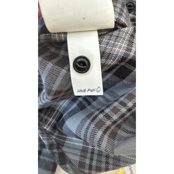NWT Hurley Small Gray & Black Plaid Button-Up Long Sleeve Shirt - Picture 5 of 15